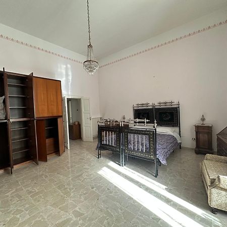 Da Zia Sisina - Dimora Storica Appartement Barile Buitenkant foto