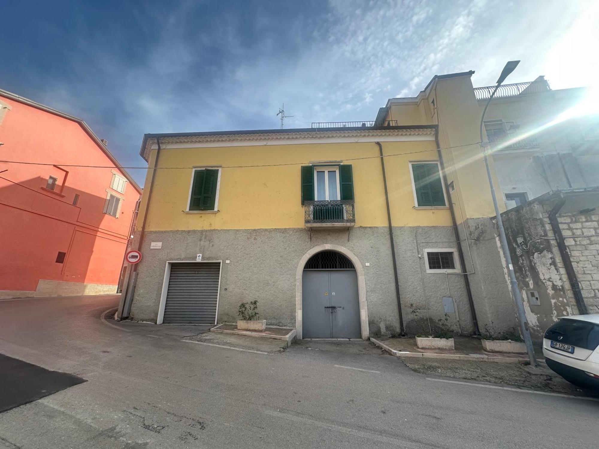 Da Zia Sisina - Dimora Storica Appartement Barile Buitenkant foto